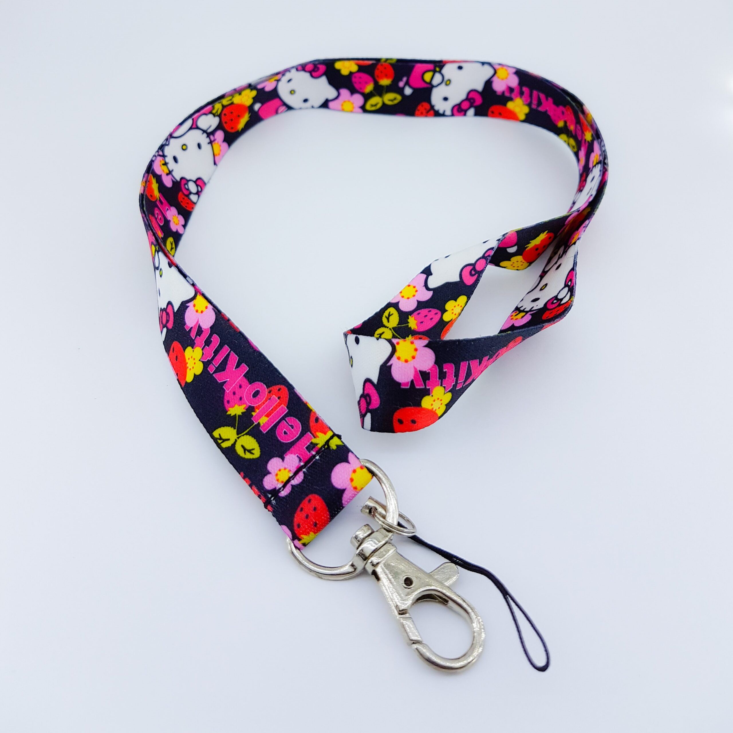 Cinta para cuello Kitty Negra Fresas y Flores - Image 1