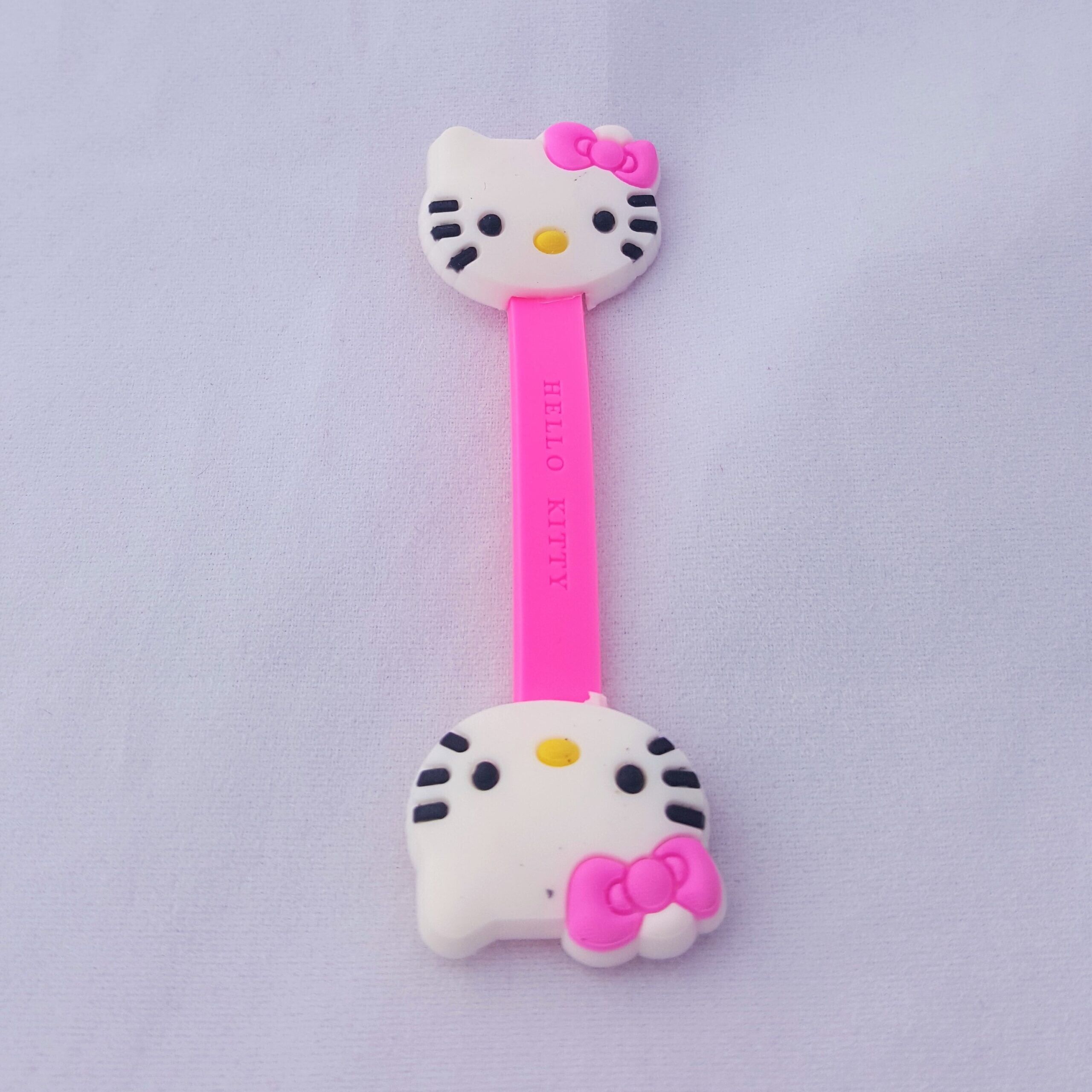 Clip de Kitty Carita y Lazo Rosado - Image 1