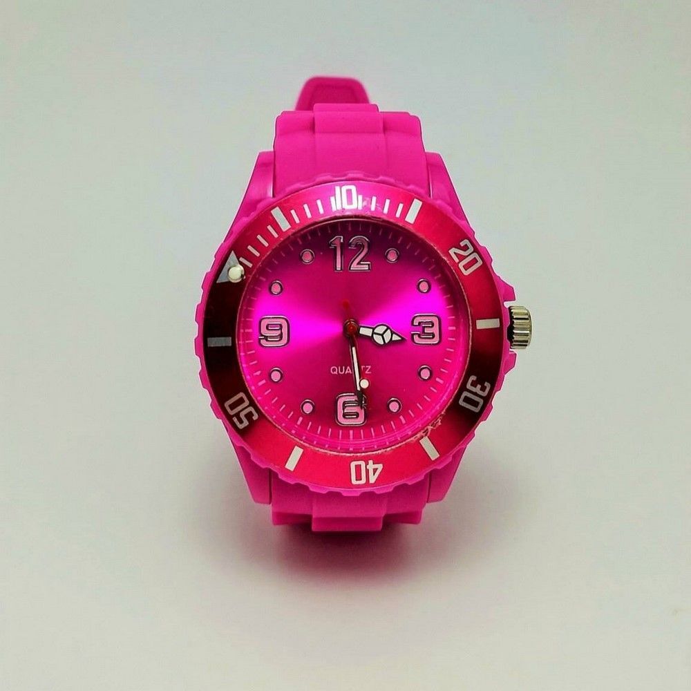 Reloj de Silicona Fucsia - Image 1